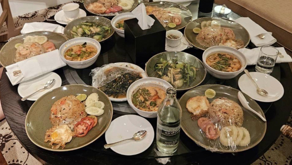 Cyanide Found in Teapot Shared by Six Found Dead in Bangkok Hotel Room