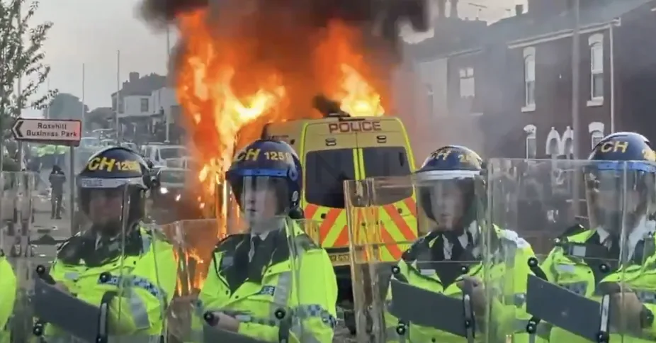 Southport Chaos: Police Hurt, Cars Torched, Shops Looted in Night of Mayhem