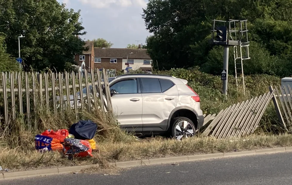 Volvo Crashes Through Sheerness Fence – Stops Inches from Live Railway Line, Traffic Chaos Ahead