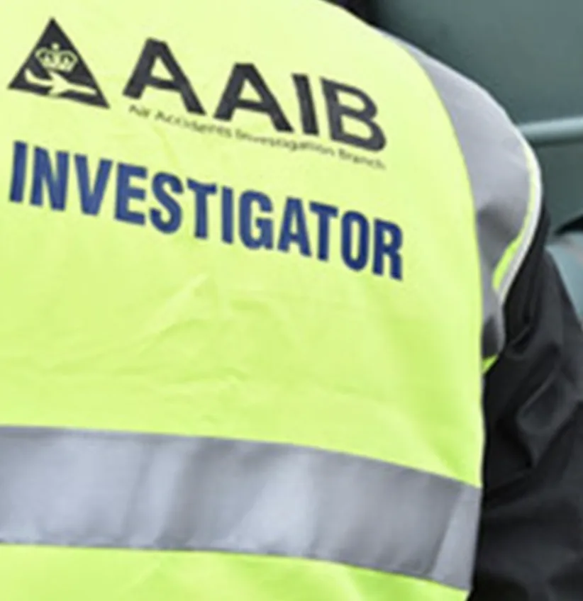 Chesterfield Plane Crash Kills Pilot on Sheepbridge Lane – Police Urge Public to Avoid Area