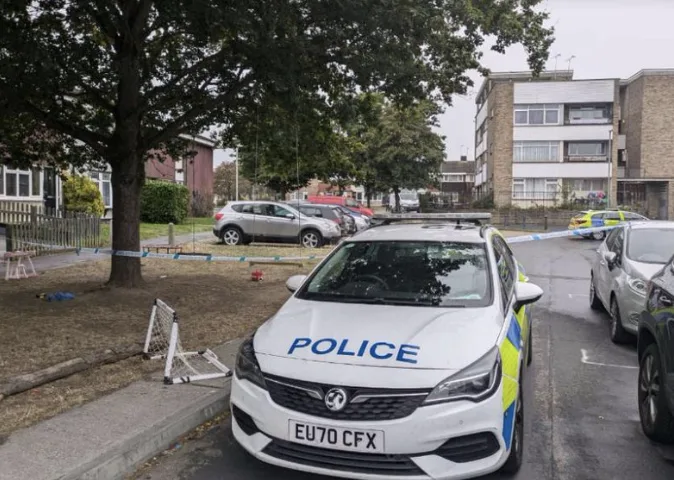 Daylight Stabbing in Laindon Sparks Fear as Man Rushed to Hospital – Police Launch Hunt for Attacker