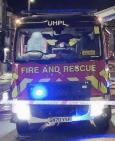 Massive Chatsworth Landfill Blaze Forces Alderholt Road Lockdown – Residents Urged Indoors Amid Thick Smoke