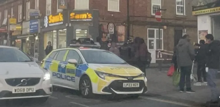 Triple Stabbing Shocker on Northolt Road, South Harrow – Three Men Hospitalised as Police Launch Hunt