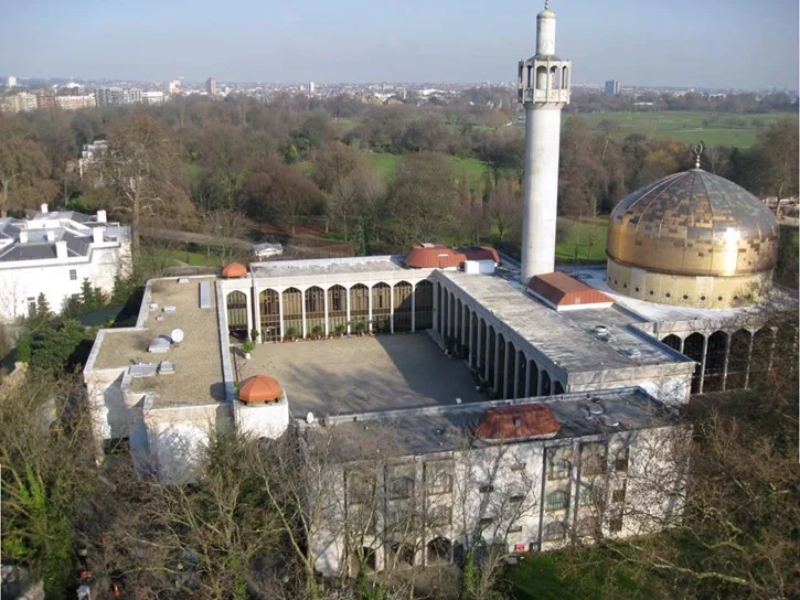 Two Women Caught Stealing During Ramadan Prayers at London Central Mosque