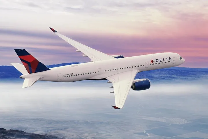Delta Flight Turns Back Over Atlantic After Mechanical Fault, Diverts Safely to Shannon