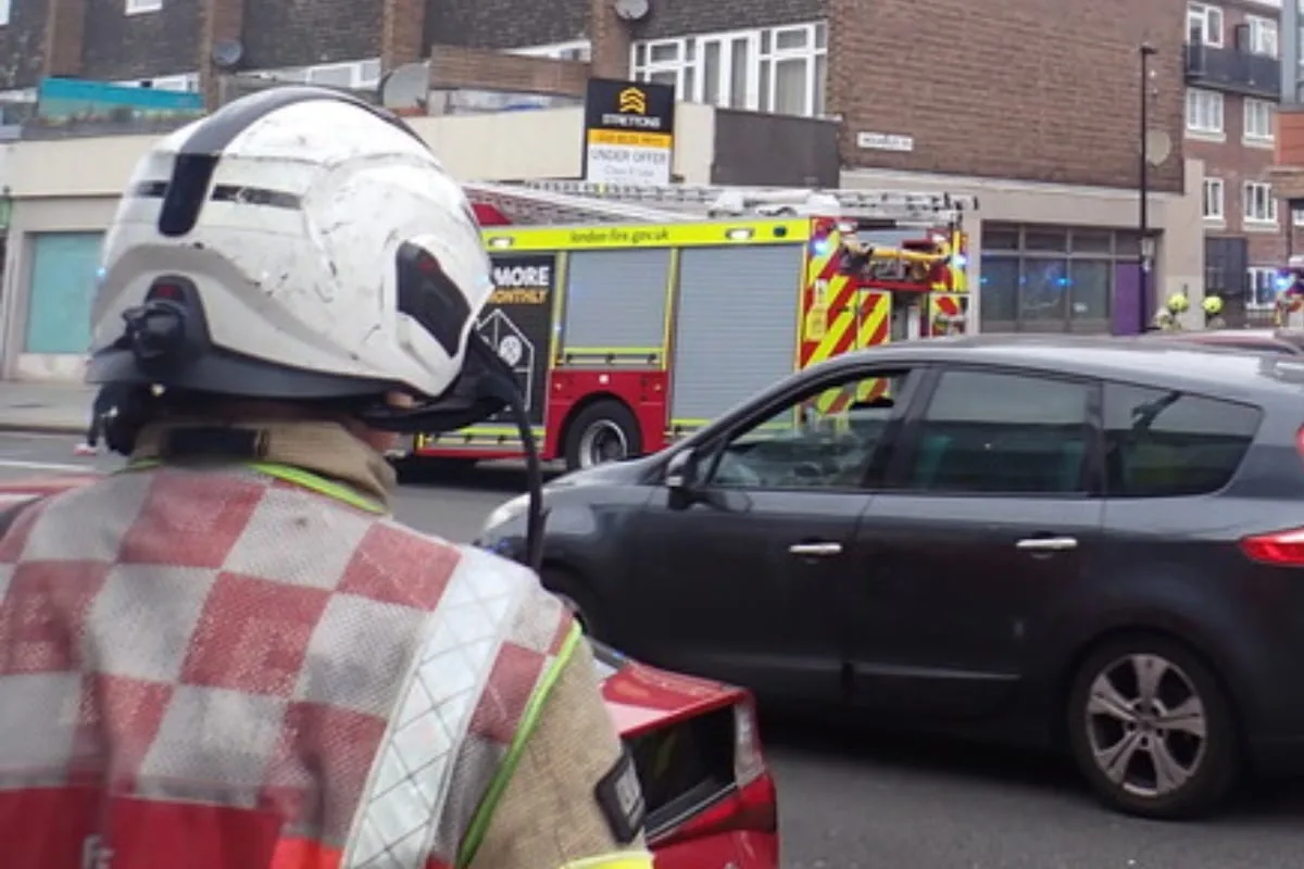 Bethnal Green Blaze Forces Ten Out as Man’s Firefight Ends in Narrow Escape