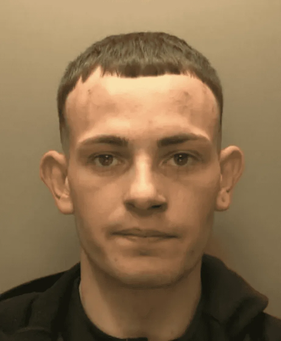 Manhunt Underway for Manipulative Drug Suspect Who Fled Hospital After Prison Romance Scandal