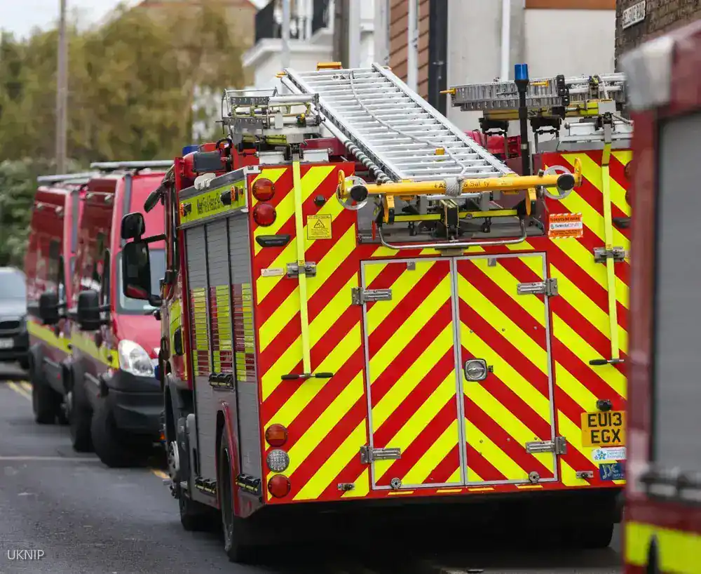 Garden Fire in Gravesend: Firefighters Tackle Blaze on Struttons Avenue