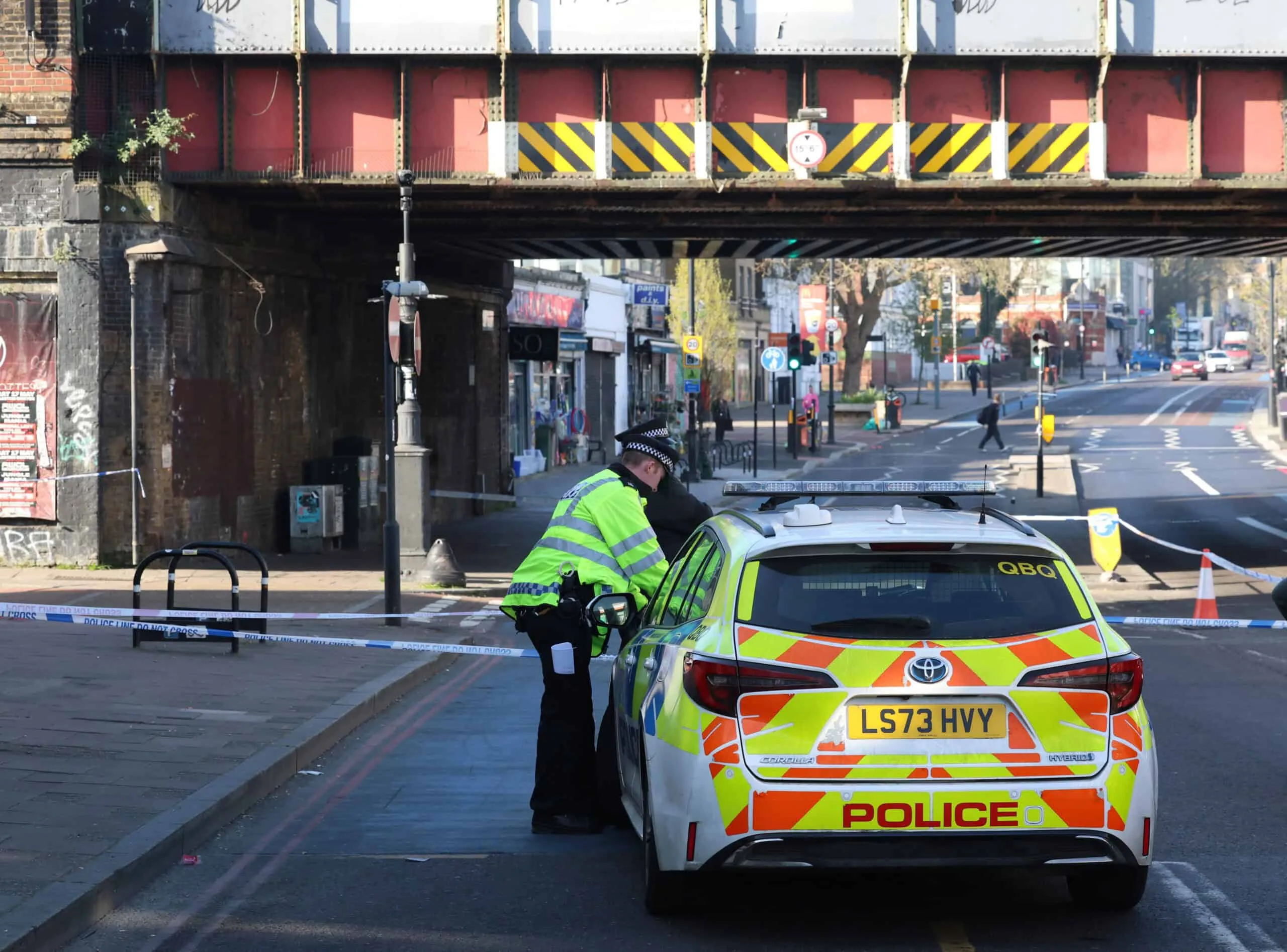 Triple Attempted Murder Probe After Brutal Clapham High Street Stabbing – Three Men Arrested