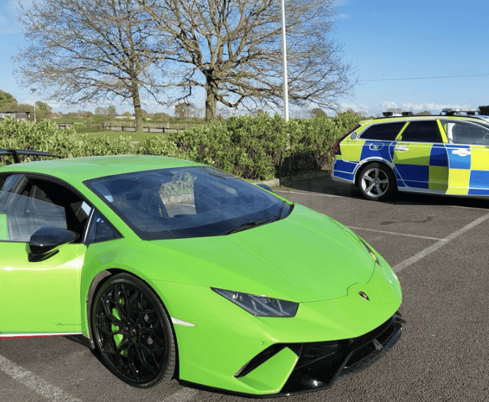 Lamborghini Driver Caught on M42 Without Front Number Plate or Valid MOT
