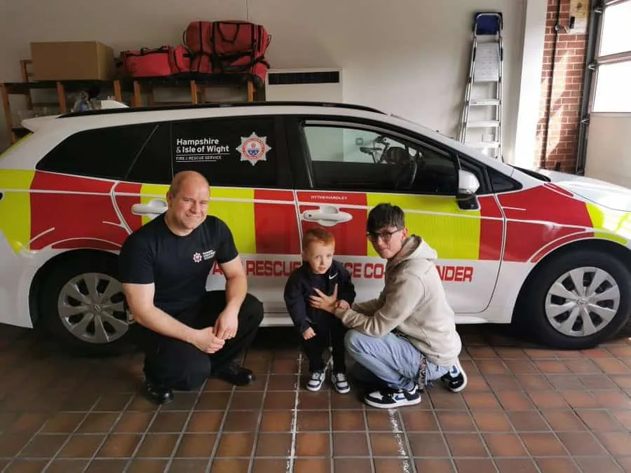 Hero Hampshire Firefighter’s Fast Action Saves Toddler Theo from Seizure Nightmare in Blackfield