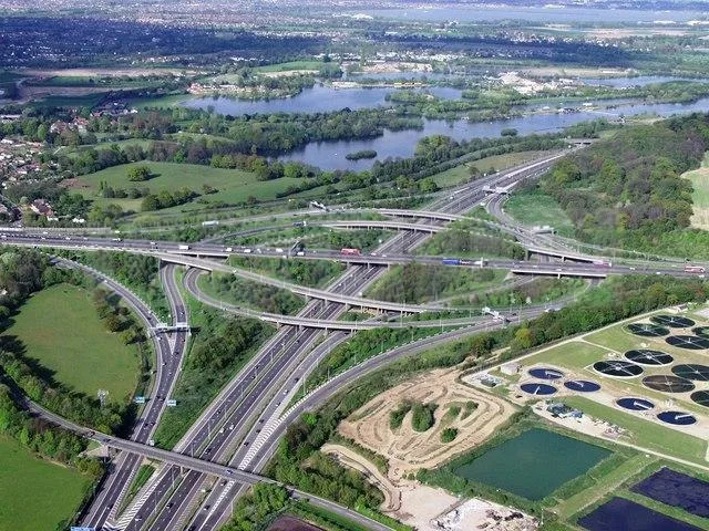 M25 Chaos: Vehicle Fire Sparks Major Gridlock Between Staines and M3 – Drivers Warned to Avoid Route