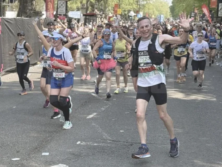 London Ambulance Heroes Smash £30K in Scorching 2025 Marathon to Boost Paramedic Support