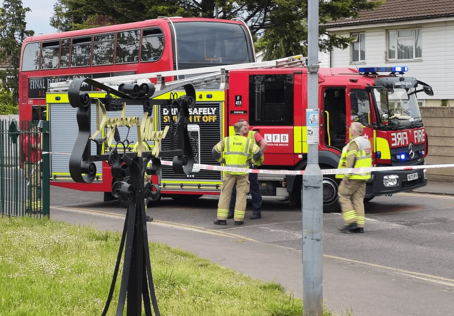 Dagenham Chaos: Serious Three-Car Crash on Crown Street Closes Roads, Buses Diverted