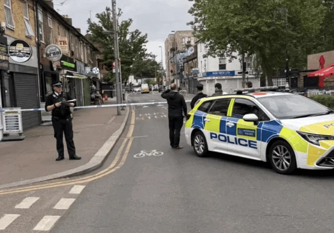 14-Year-Old Stabbed in Broad Daylight Walthamstow Attack as Police Hunt Second Suspect