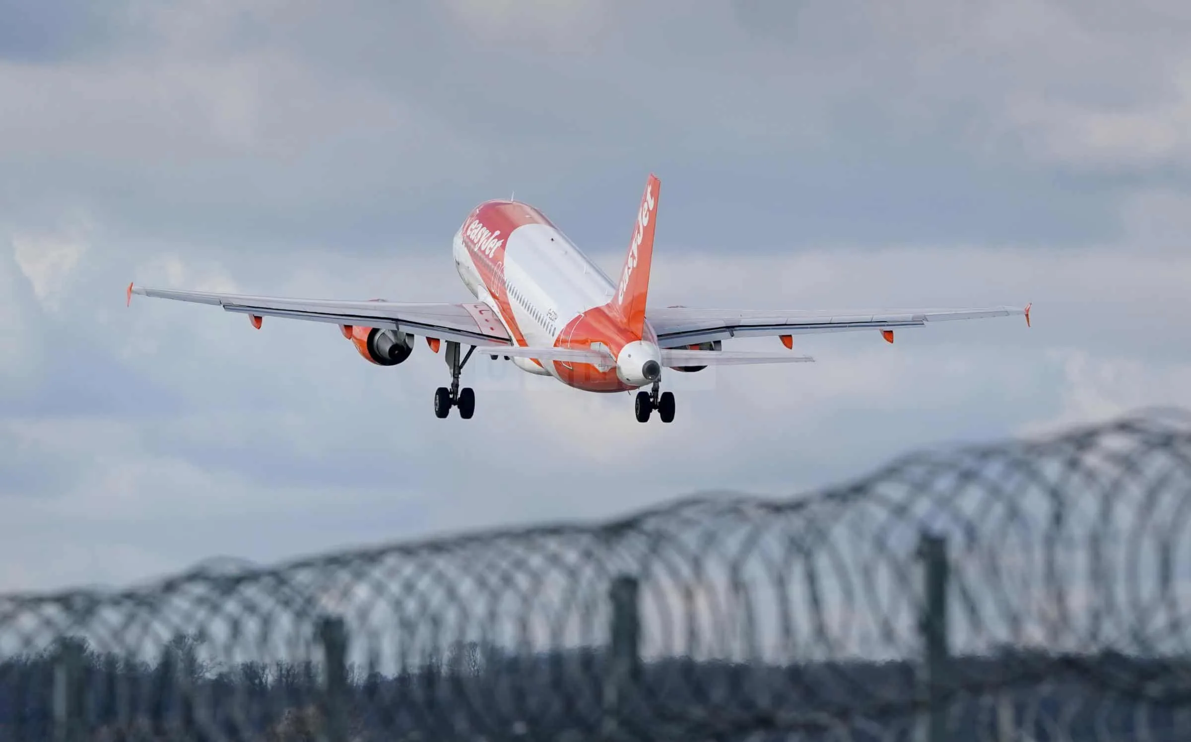 Gatwick Refuellers Begin Strike Amid May Half-Term Travel Chaos Fears