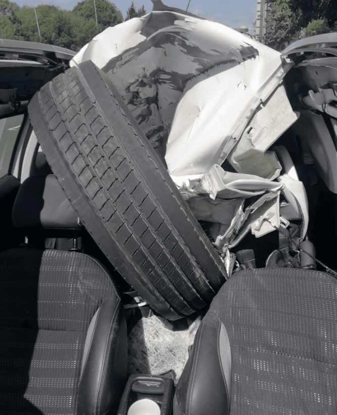 M6 Horror: Detached HGV Wheel Smashes Into Car – Dad’s Miracle Escape with Minor Injuries