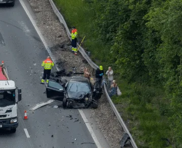 M20 Multi-Car Crash Near Leybourne Sparks Huge Delays as Family Escapes Injury