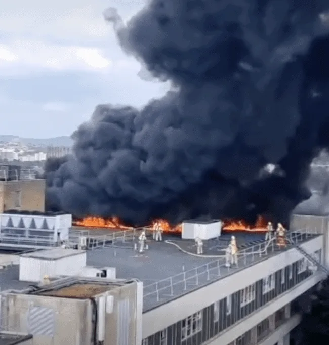 Fire Erupts at Bristol’s St Michael’s Hospital Roof: Pregnant Women Evacuated, No Injuries