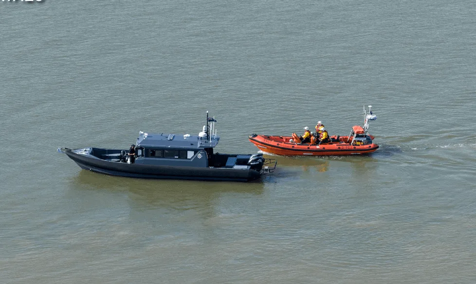 Massive Thames Search Continues for Missing Girl After River Incident at Gravesend