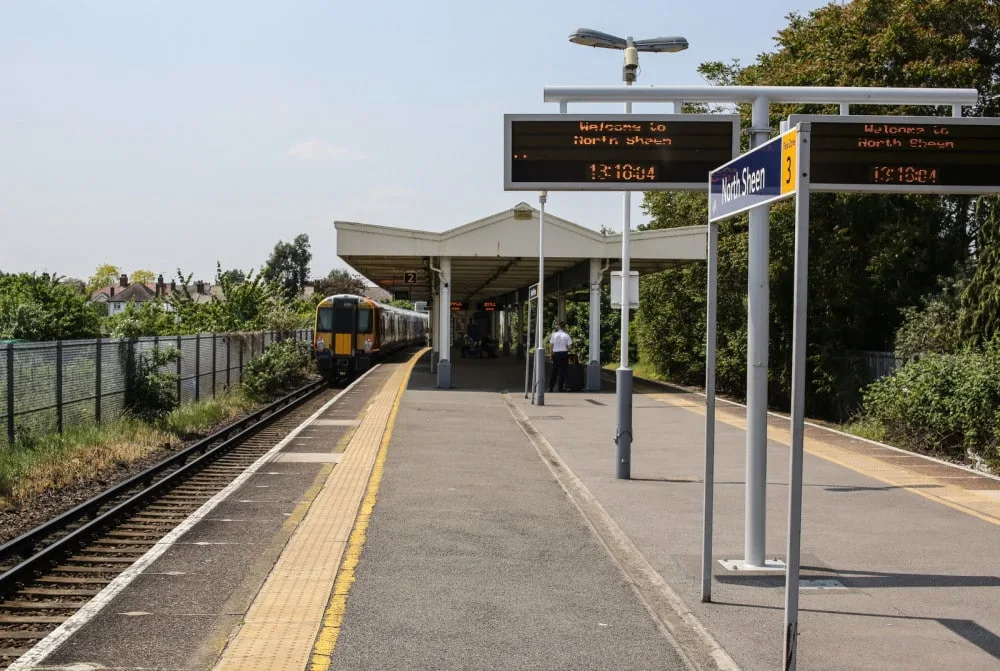 Fatal Train Collision Near North Sheen Sparks Major Delays on South Western Railway