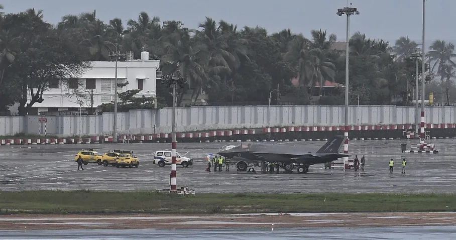 British F-35 Fighter Makes Emergency Fuel Stop in Kerala After Indian Ocean Alert