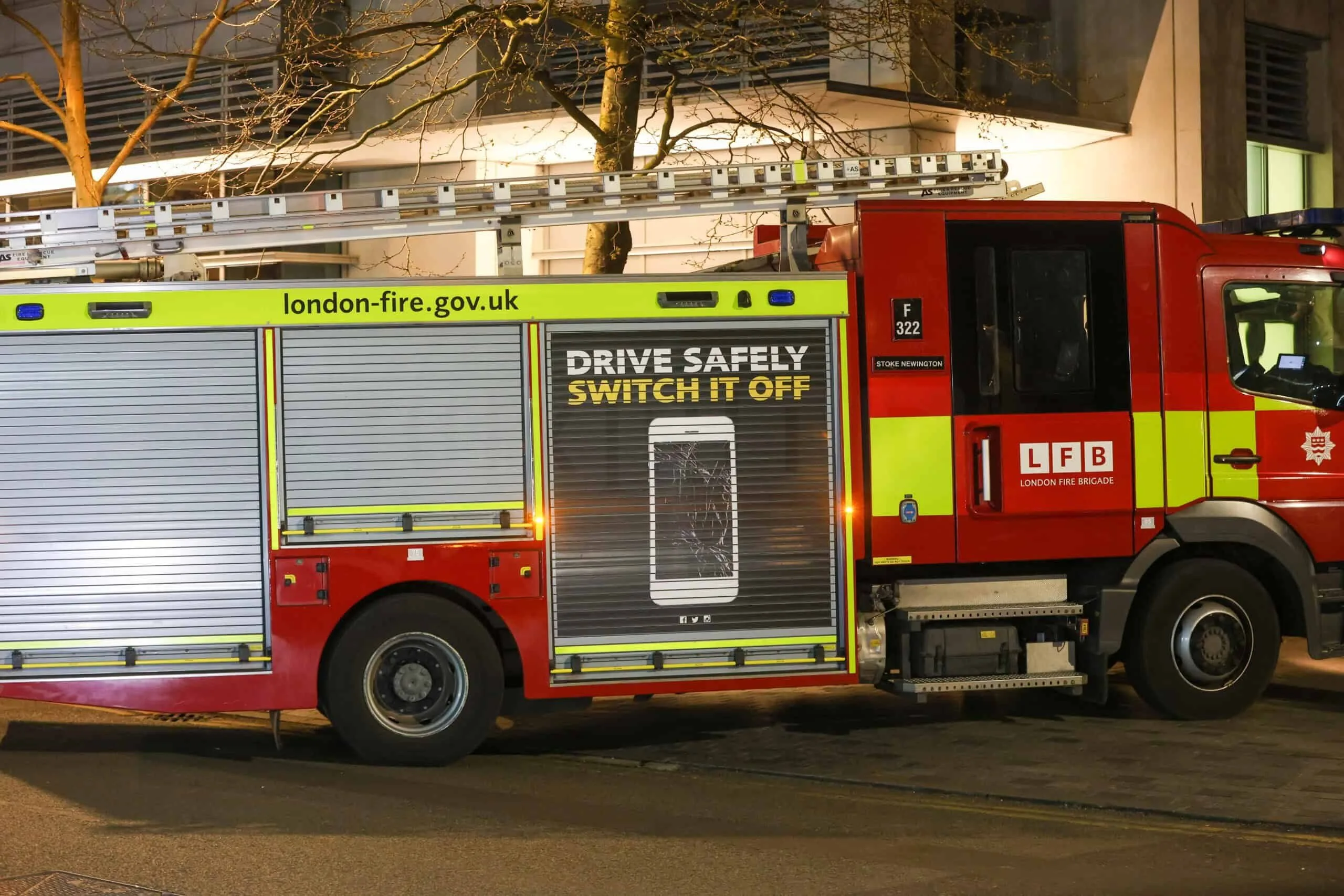 Sheenewood Blaze: Six Hospitalised as Firefighters Rescue Child with Ladder in Dramatic Early-Morning Fire