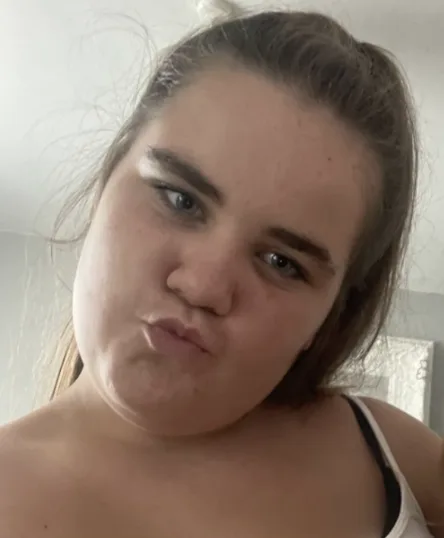 Urgent Hunt Underway for Missing 15-Year-Old Tracey Webb Last Seen in Harlow