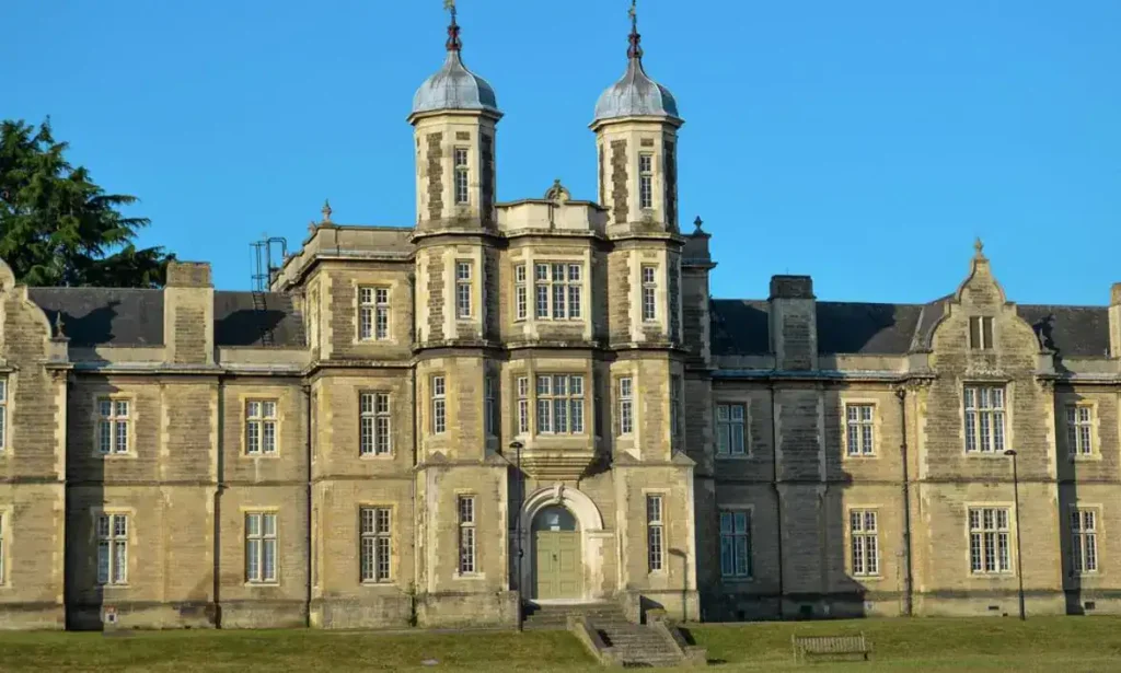 Snaresbrook Crown Court Has Worst Backlog in England and Wales as Justice System ‘Reaches Breaking Point’