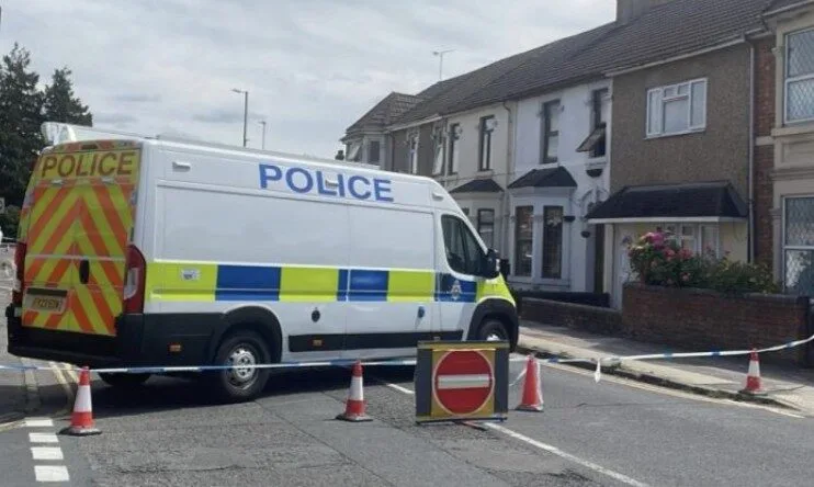 Man Dies After Being Found Injured on Manchester Road in Swindon – Police Launch Murder Investigation