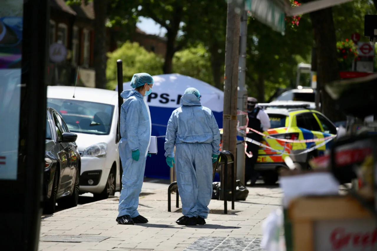 Man, 26, Fatally Stabbed in Chingford Murder Probe – Police Urge Witnesses to Come Forward