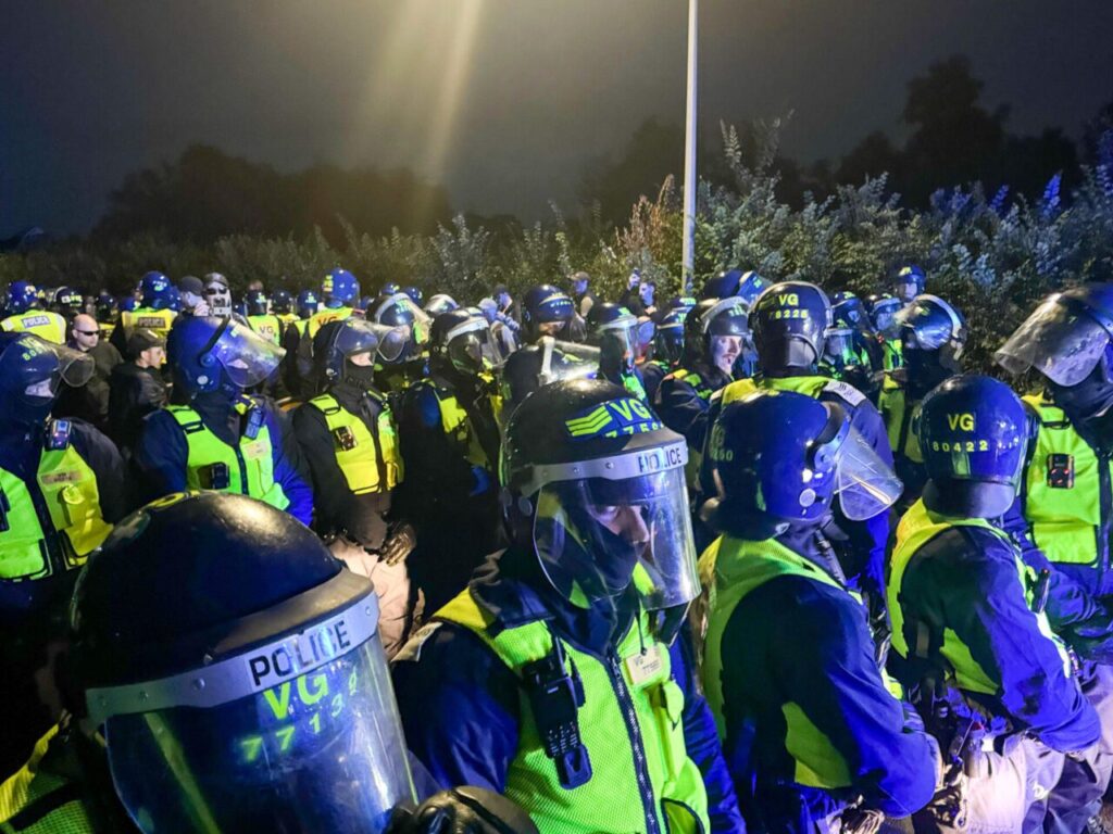 Epping Clashes Escalate as Locals Turn on Rioters Targeting Migrant Hotel