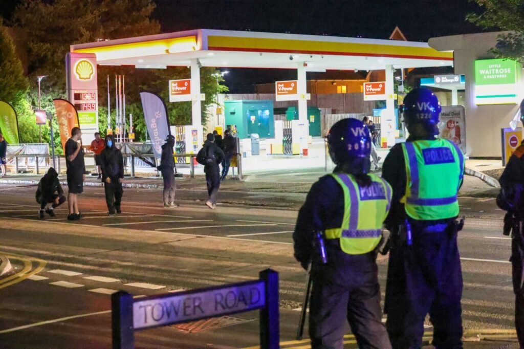 Five Arrested as Violent Disorder Erupts Again at Epping Bell Hotel Protest