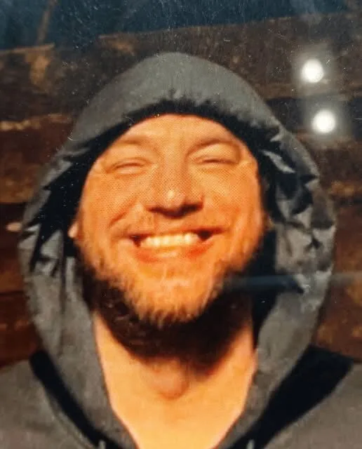 Urgent Coastguard-Led Search for Missing St Leonards Man Simon, 42, After Coast Rescue