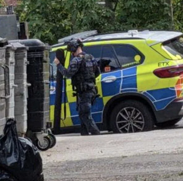 Armed Police Arrest Man in Firearms Scare at Cambridge Court – No Injuries Reported