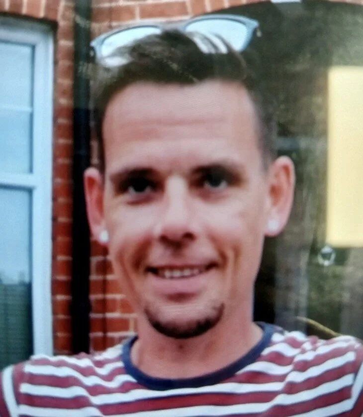 Urgent Appeal: Missing Worthing Man Benjamin, 39, Last Seen Wearing Yellow Sweatshirt – Wallet Found, Police Searching