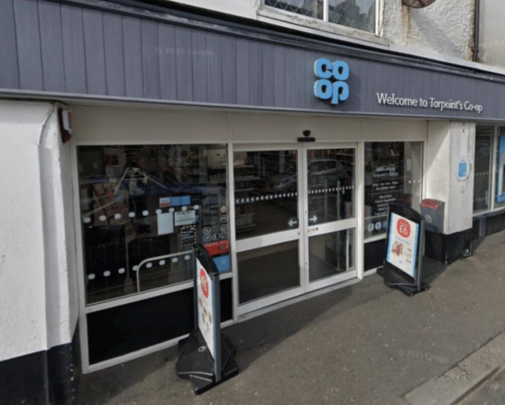 Man Dies After Being Restrained During Violent Altercation at Torpoint Co-op – Police Appeal for Witnesses