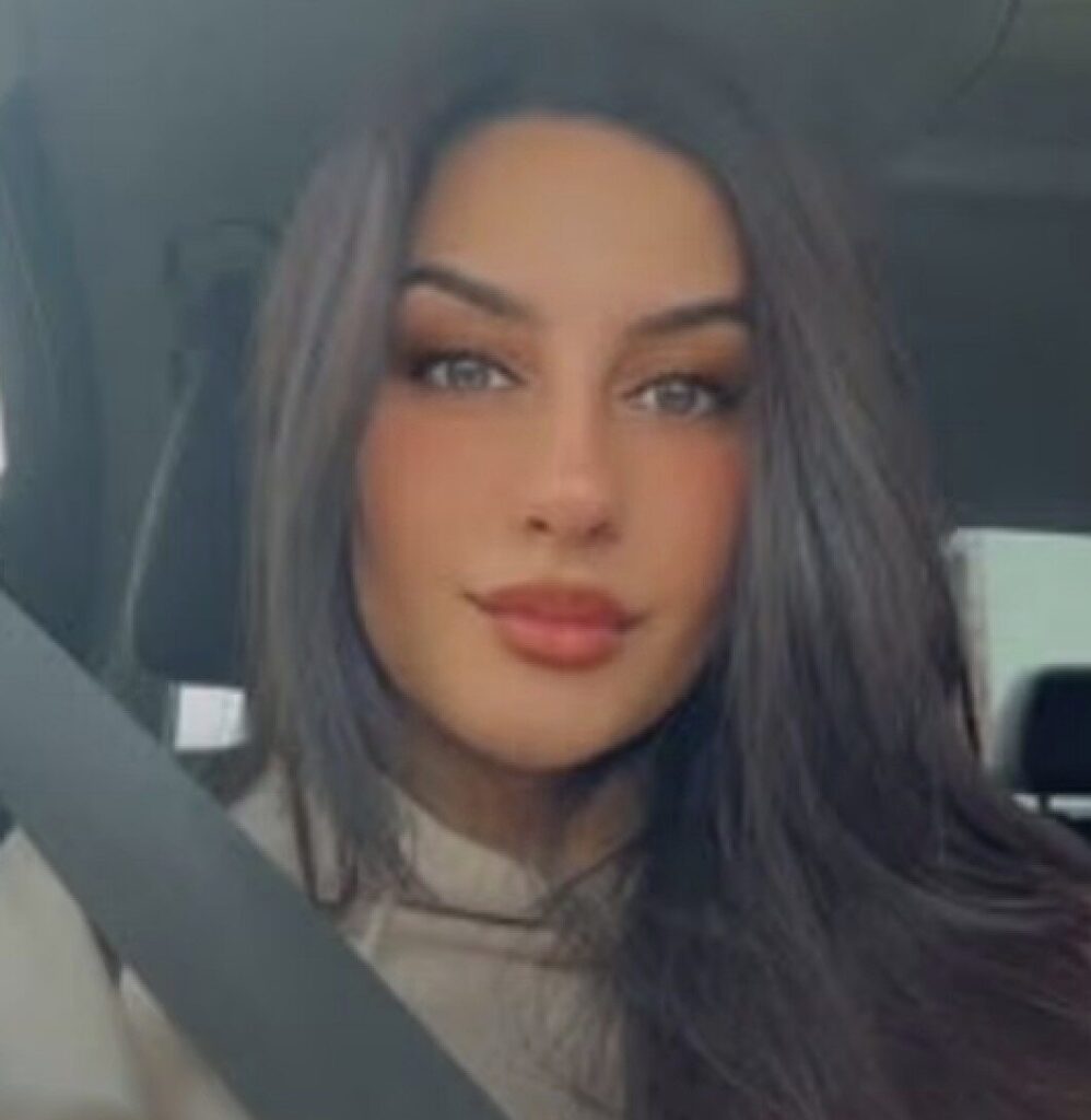 Mother Dies Protecting Daughter from Falling Tree Branch in Blackburn Park