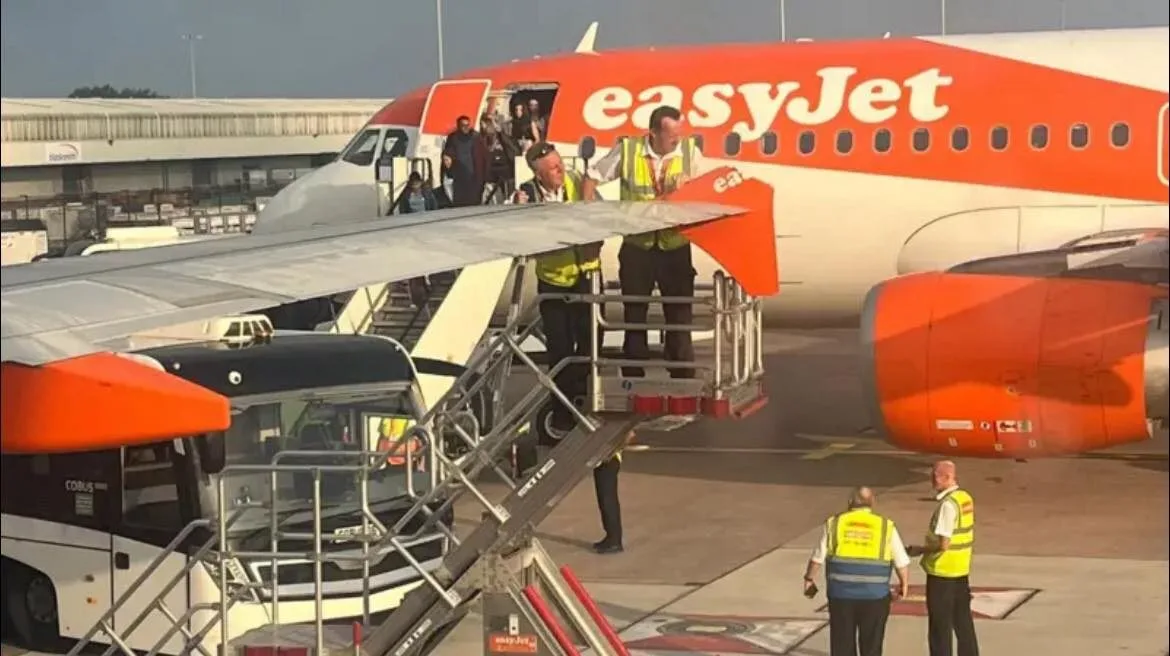 EasyJet Chaos at Manchester Airport as Two Jets’ Wings Clash, Flights Grounded