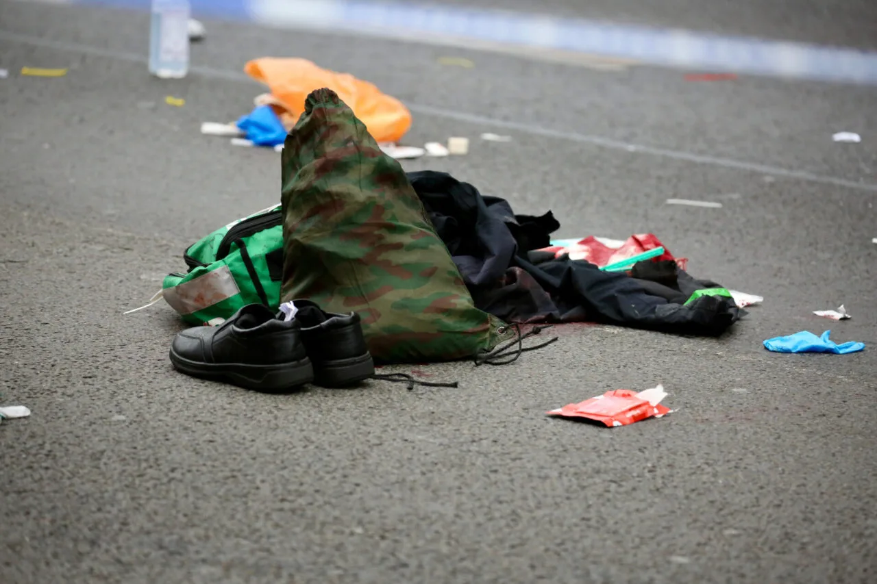 Knife Horror Shuts A2 New Cross Road After Bloody Early Morning Attack