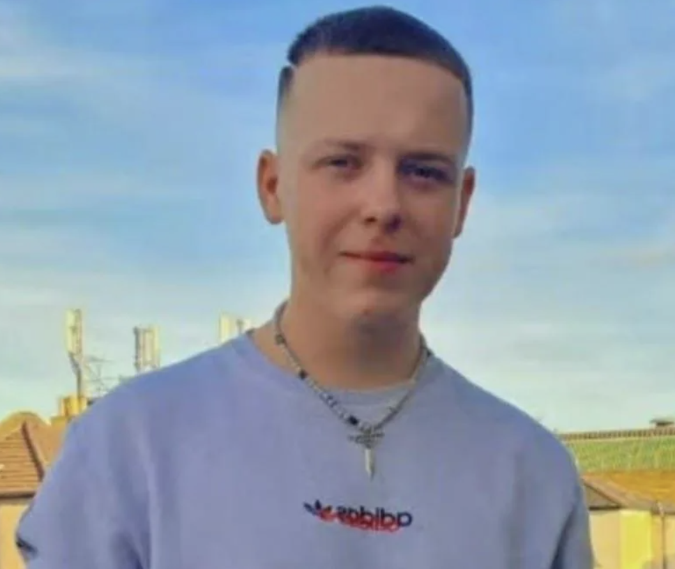 Missing Man Klaidas Last Seen Near Blackfriars Bridge