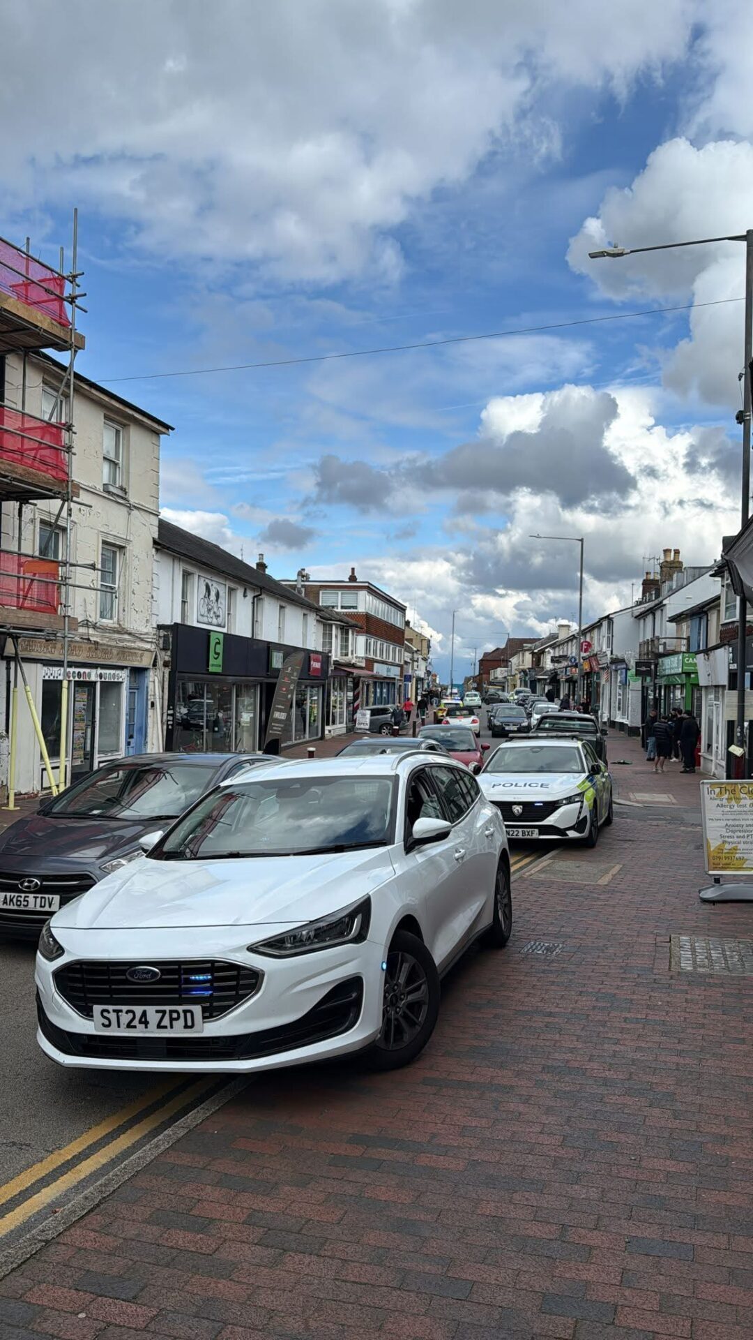 Knife Found as Police Arrest Two Over Camden Road Assault in Tunbridge Wells