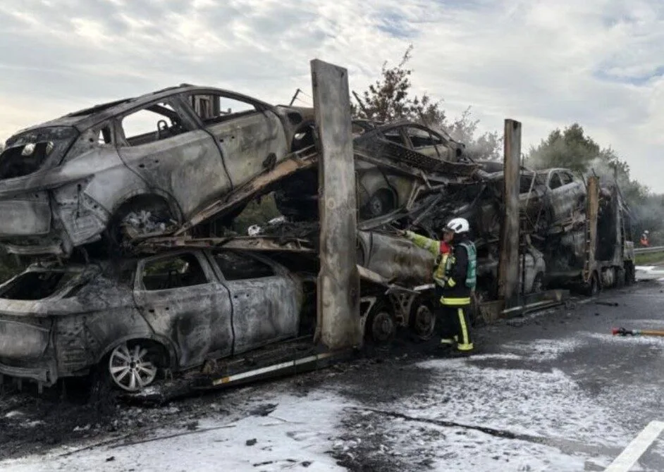 M5 Shut After Car Transporter Carrying Nine BYD EVs Goes Up in Flames Between Cullompton and Honiton
