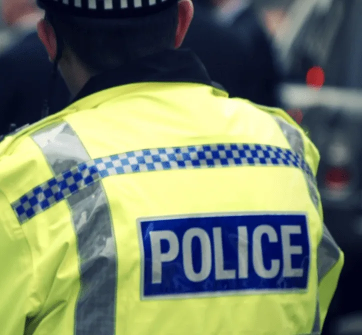Southsea Car Vandals Smash Seven Vehicles in Early Morning Blitz – Police Seek Two Suspects