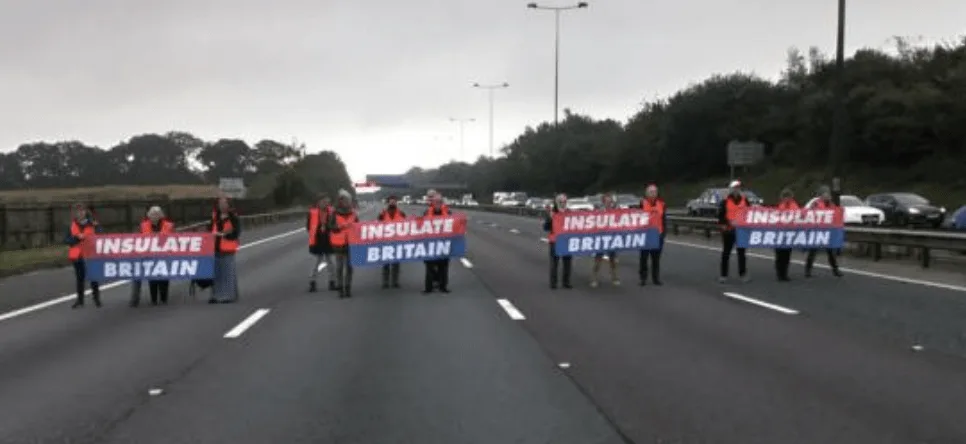 Pedestrian Hit on M3 Near Eastleigh Halts All Lanes, Motorway Chaos Ensues