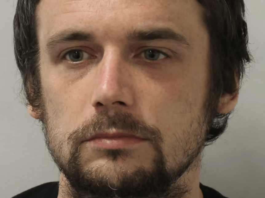 Police Man Hunt after 6 Year Old Boy reportedly snatched from Redhill in Surrey