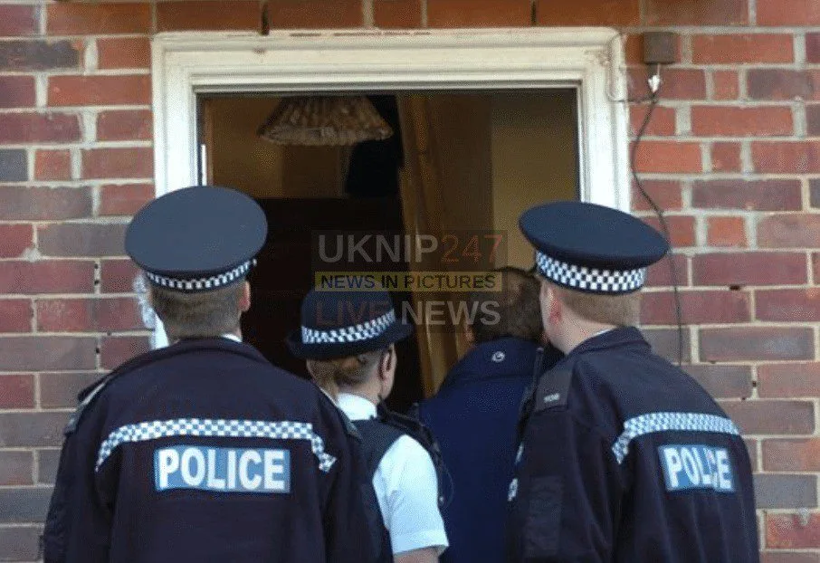 Breaking: Exculsive Police carry out raid in East Cowes Man arrested over Child Sex Grooming Claims
