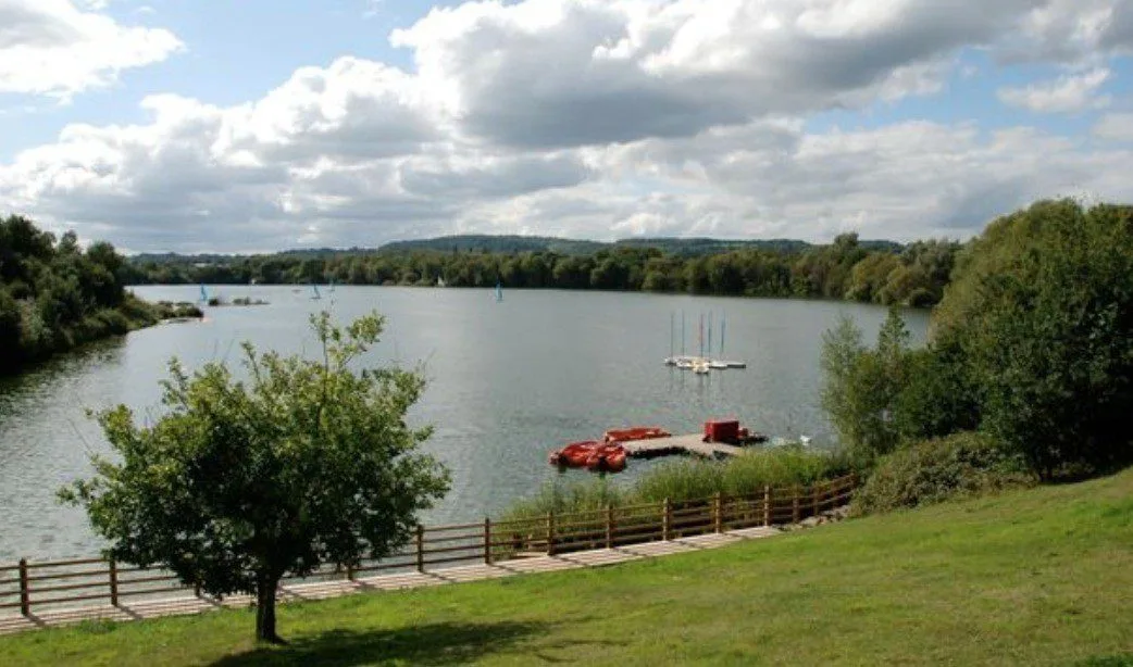 Tragic Death at Nutfield Lake: Man’s Body Recovered After Anti-Social Swimming Chaos in Surrey