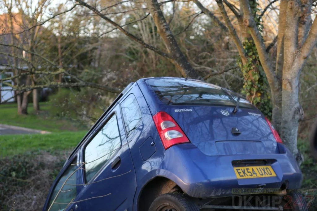 Blue Suzuki Crashes Down St Mary’s Roundabout Embankment – Driver Walks Away as Rush Hour Chaos Hits Newport