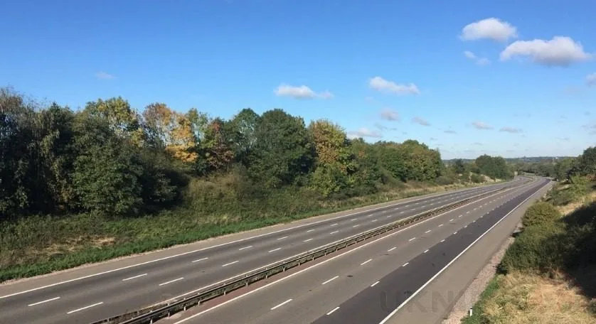 M40 Horror Crash Near Warwick: Young Man Killed, Van Driver Critical After Four-Vehicle Smash